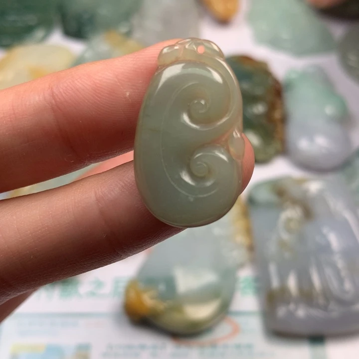 颈饰未镶嵌翡翠翡翠
