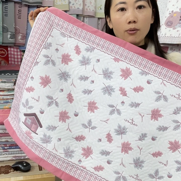 棉处理粉色小枫叶