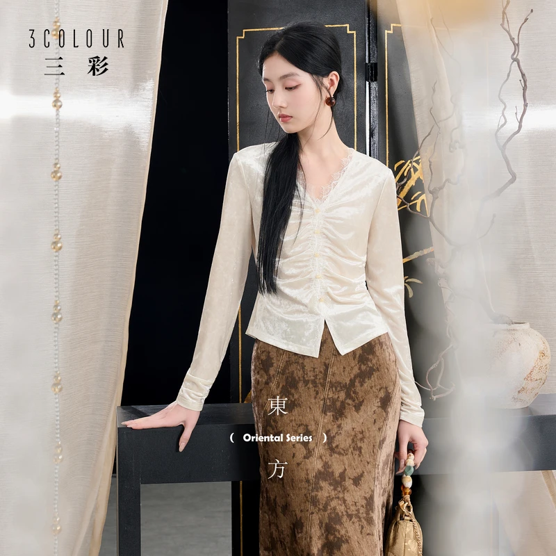 三彩【明月流光】2025秋季新款衬衫丝绒小衫V领开叉修身上衣女C