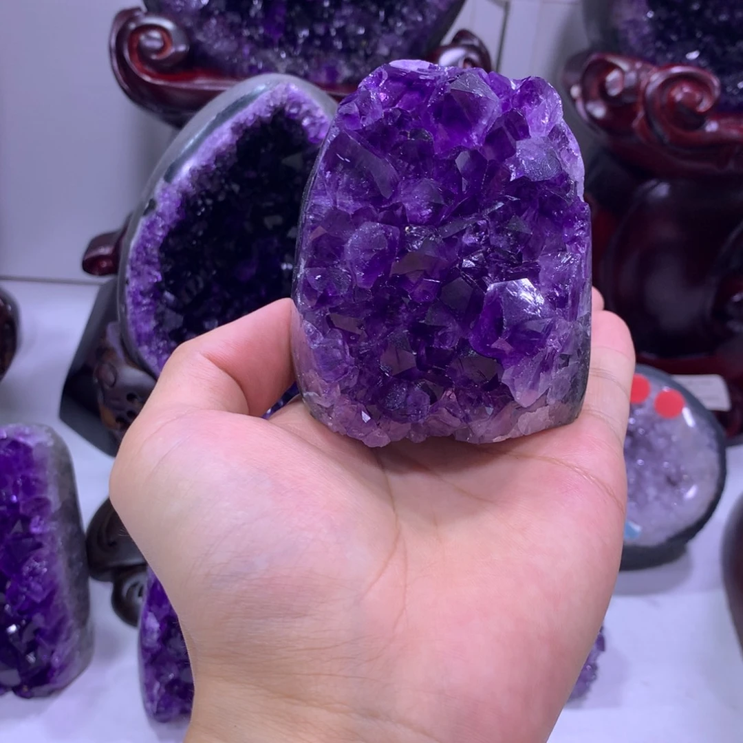 织绣乌拉圭紫水晶283