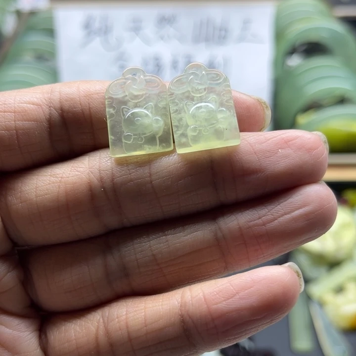 蛇纹石玉未镶嵌手镯3