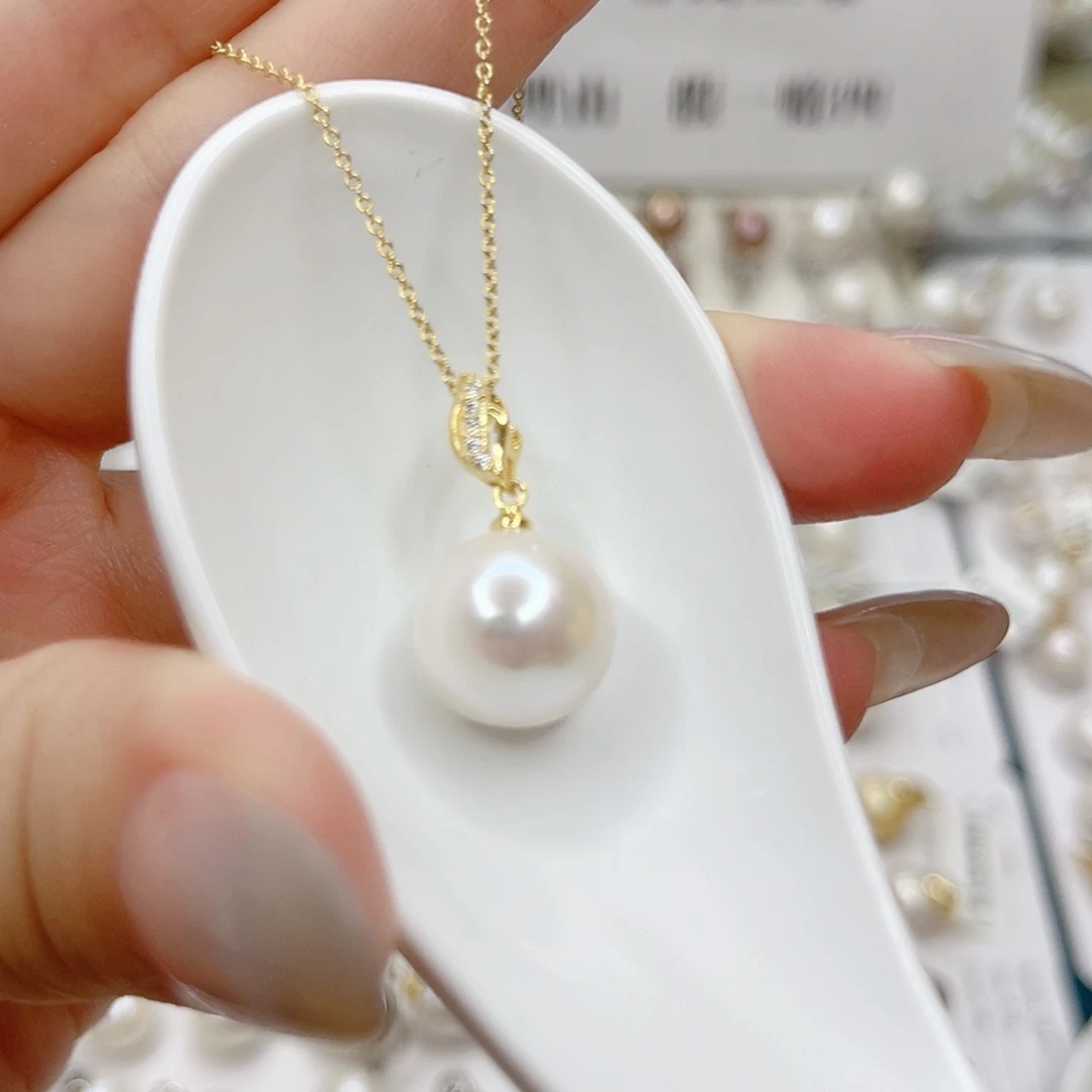 淡水珍珠合金吊坠(赠链)