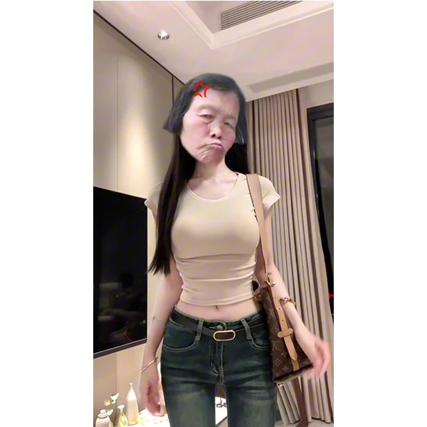 性感辣妹红色紧身圆领短袖女装收腰短款露脐上衣修身牛仔裤套装