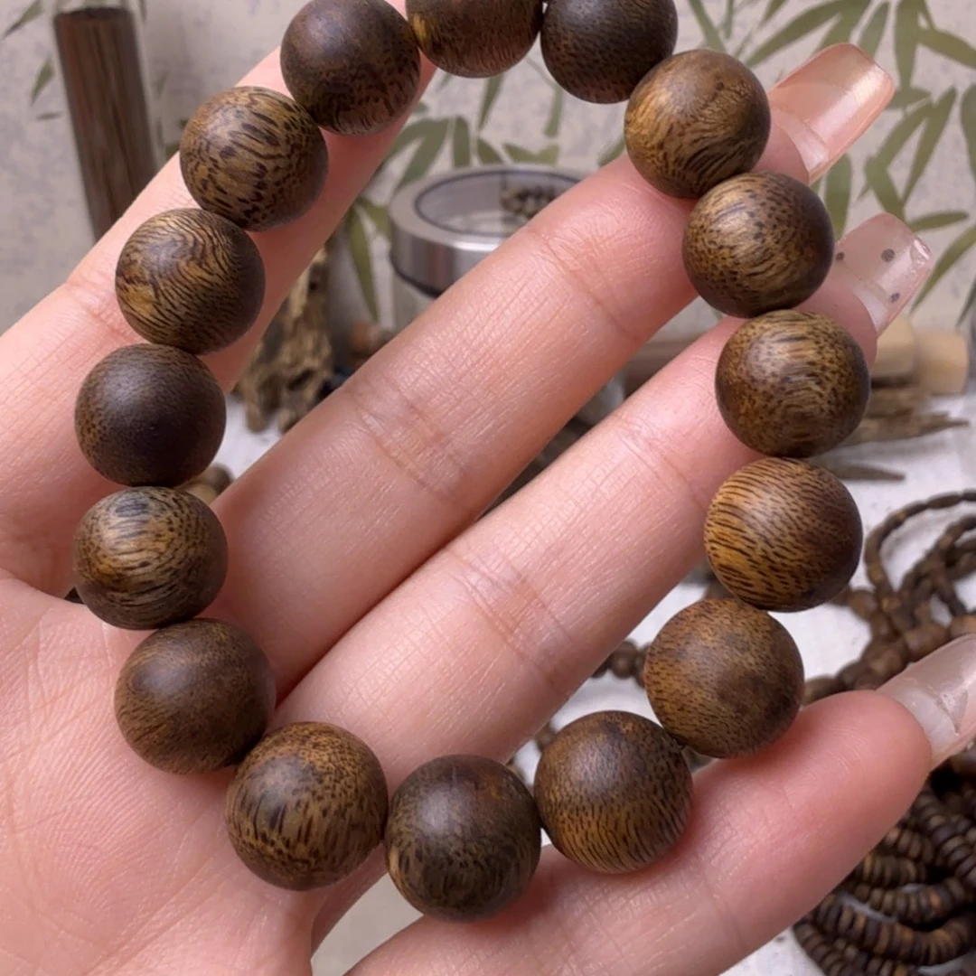 看***淡沉香碎屑沉香奇楠沉香卡1.2/10克➕