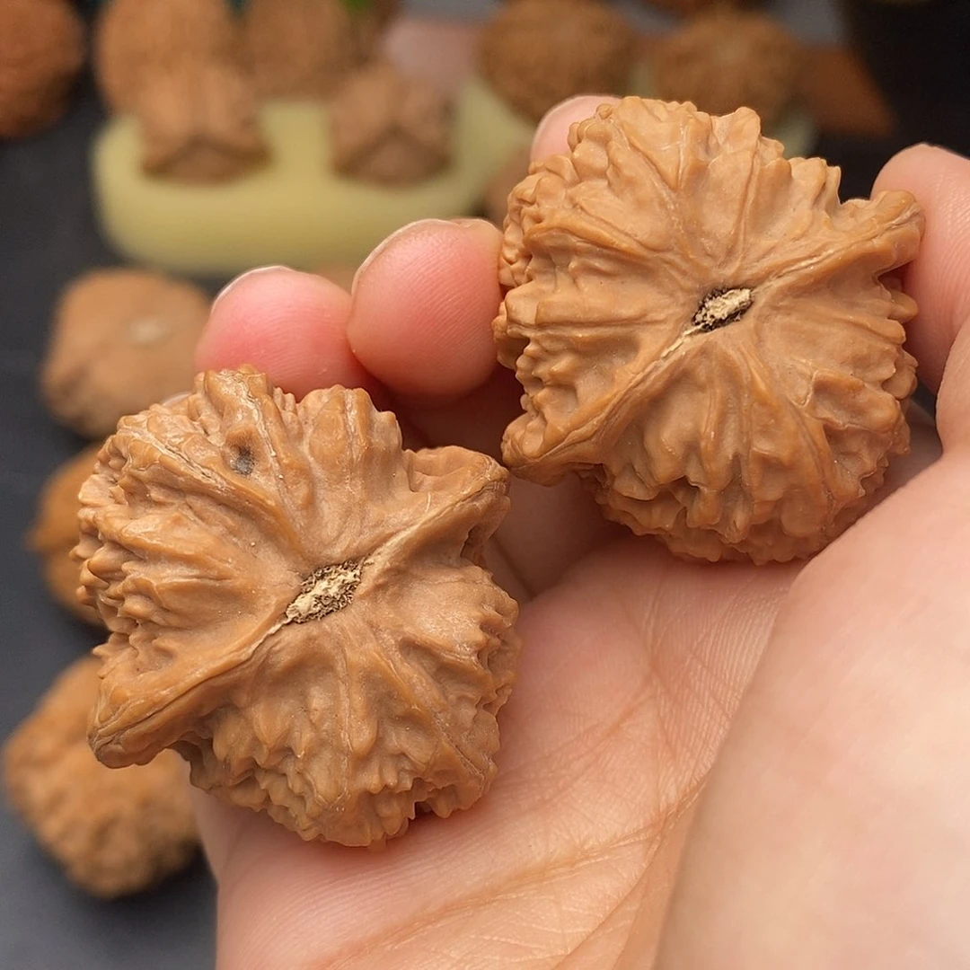 把件文玩核桃红豆全品36