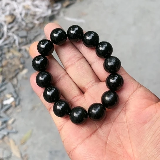 和田玉手串未镶嵌