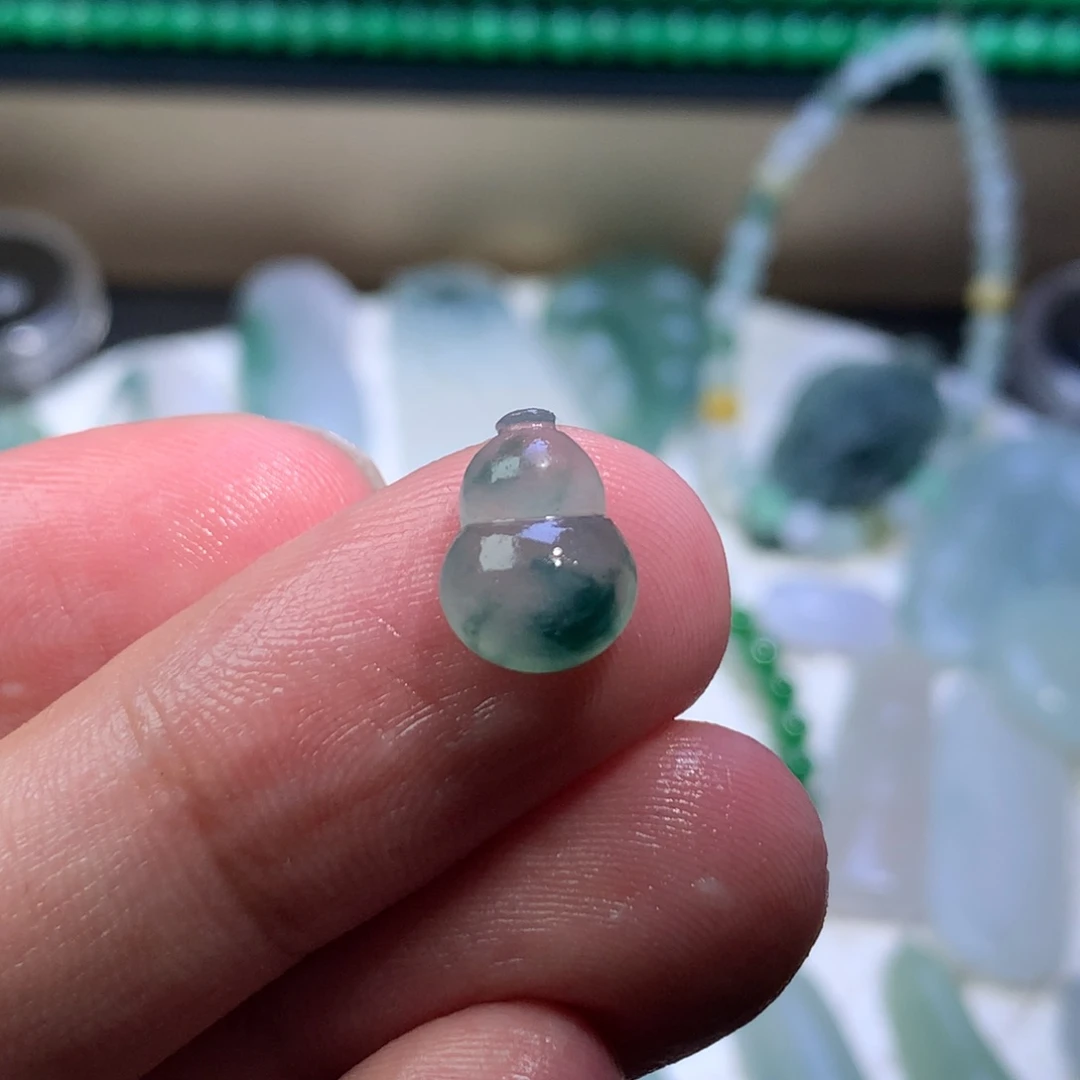 定制翡翠未镶嵌葫芦
