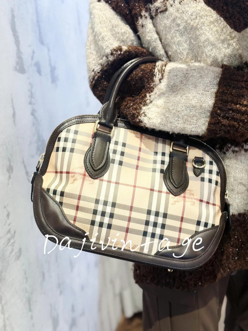 99新 BURBERRY/博柏利 大吉/sh/Burberry战马格纹保龄球手提包