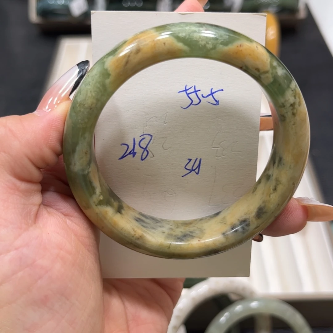 未镶嵌蛇纹石玉手镯