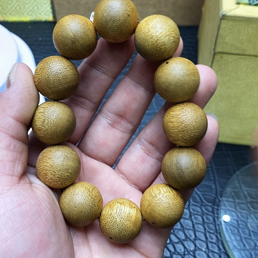 沉香沉香碎屑白棋