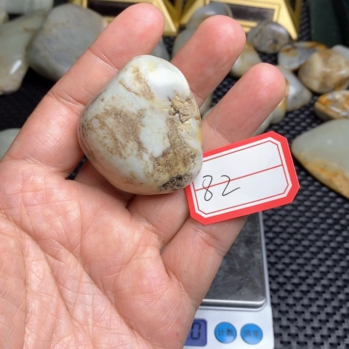 未镶嵌和田玉把件82