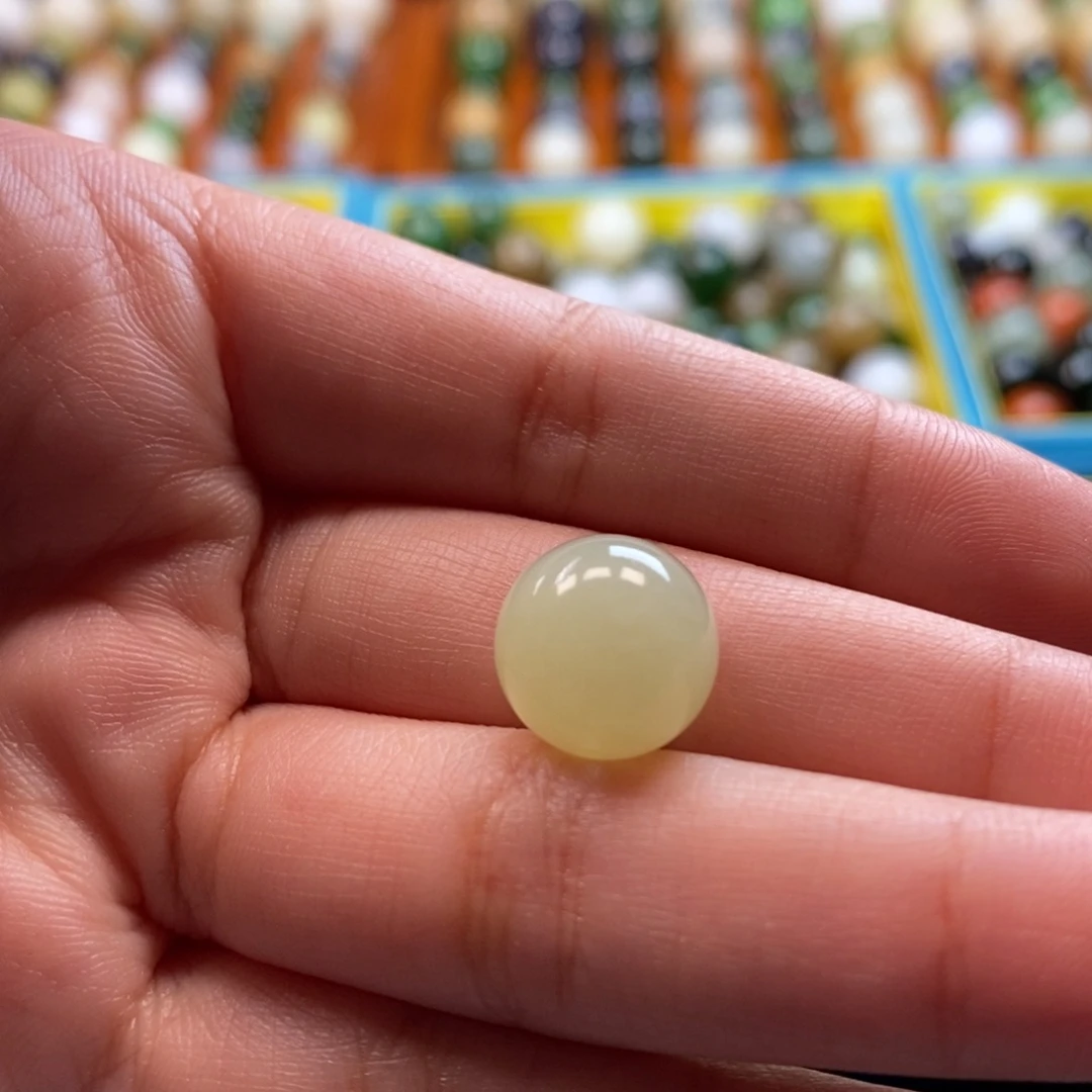 和田玉未镶嵌珠宝奇石福利柠檬黄单珠z12