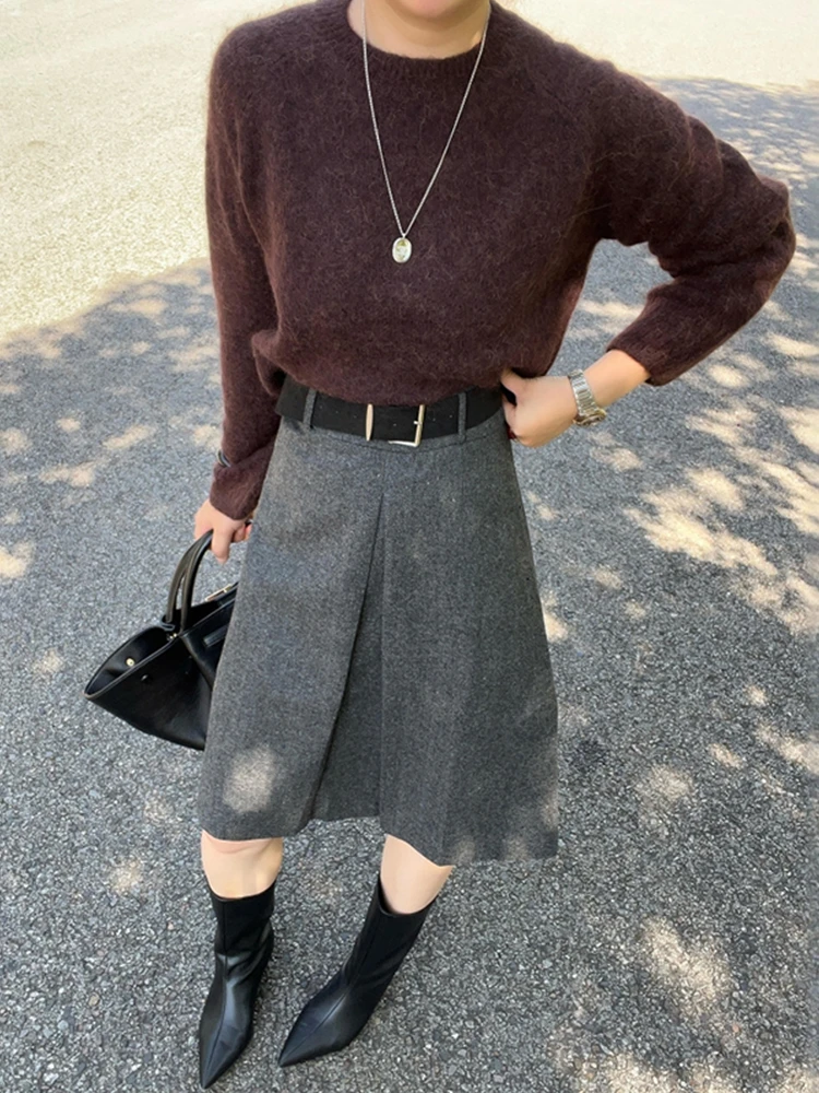 miu系灰色半身裙冬装高级感毛呢短裙女a字大码胖mm遮肚包臀中裙子