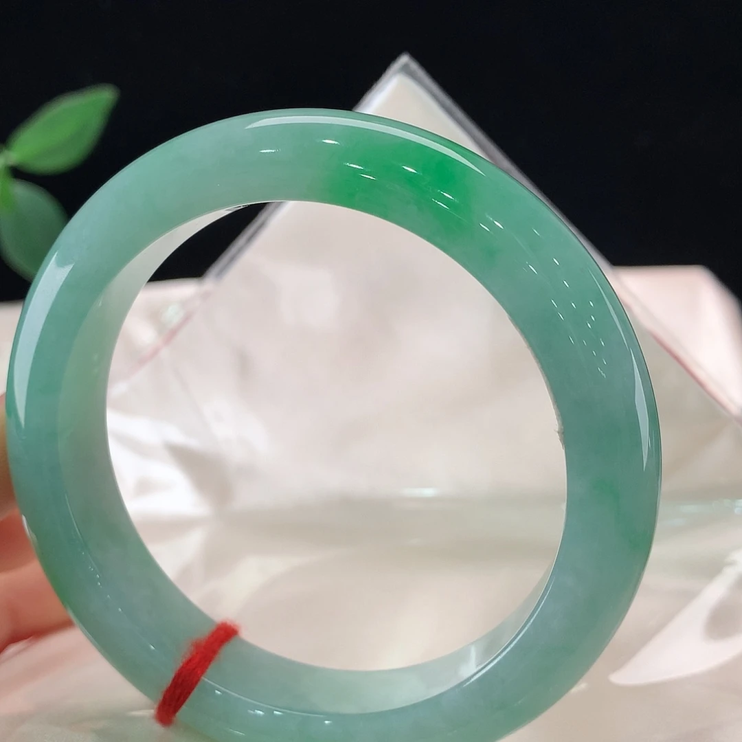 翡翠未镶嵌手镯2094