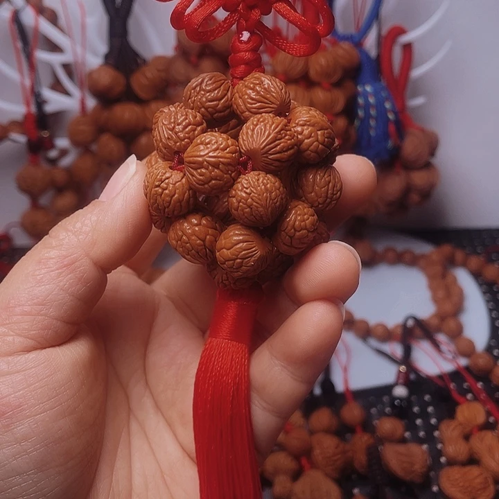 桃核吊坠龙纹桃枭