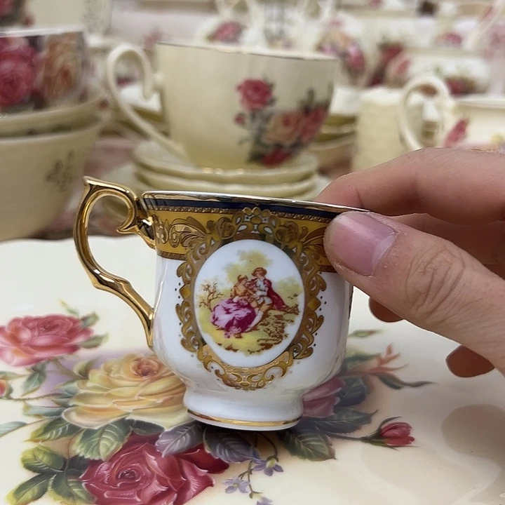 陶瓷两个装陶瓷陶瓷