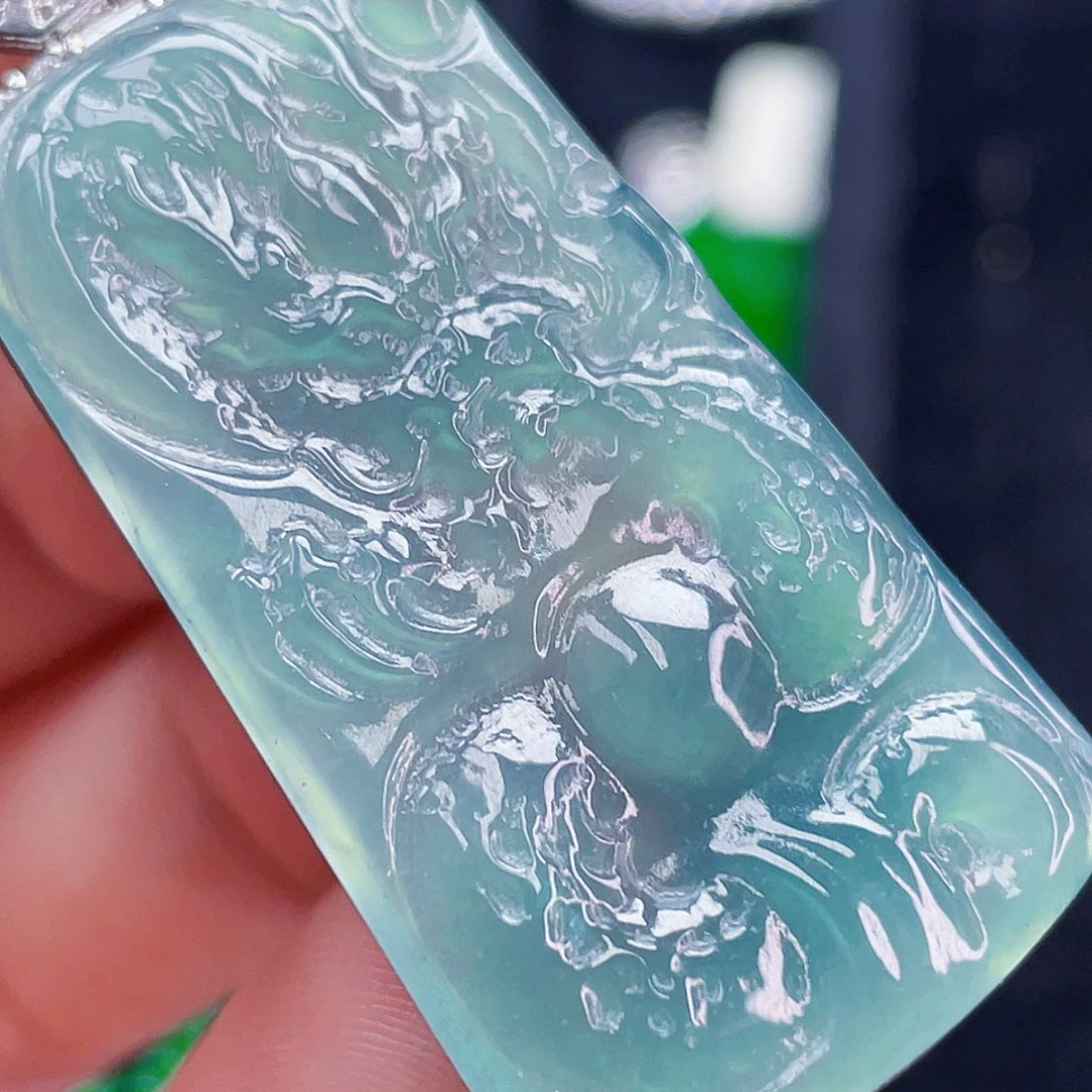 翡翠未镶嵌颈饰480