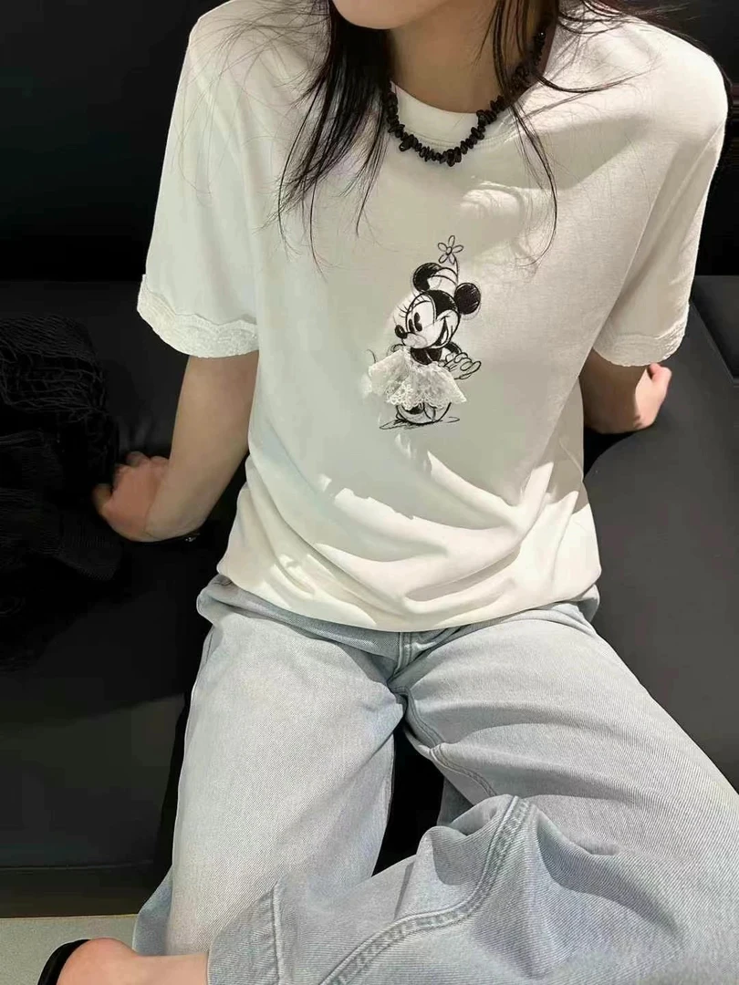 设计款蕾丝米奇T