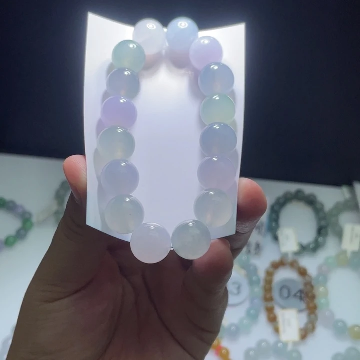 未镶嵌定制翡翠苹**吧翡翠卡12+