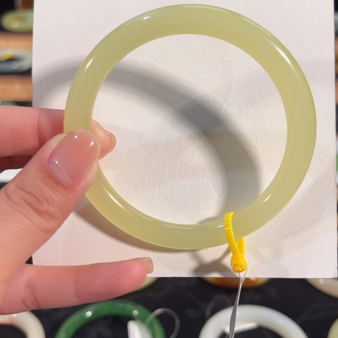 和田玉未镶嵌手镯黄口色正