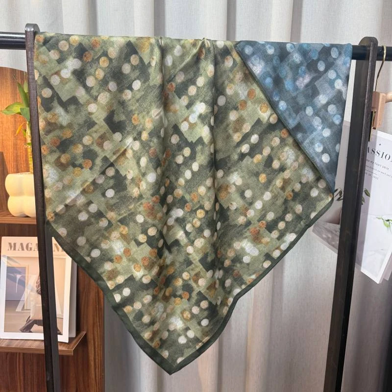【光影】新款丝绒棉双面90*90大方巾多功能披肩头巾围巾