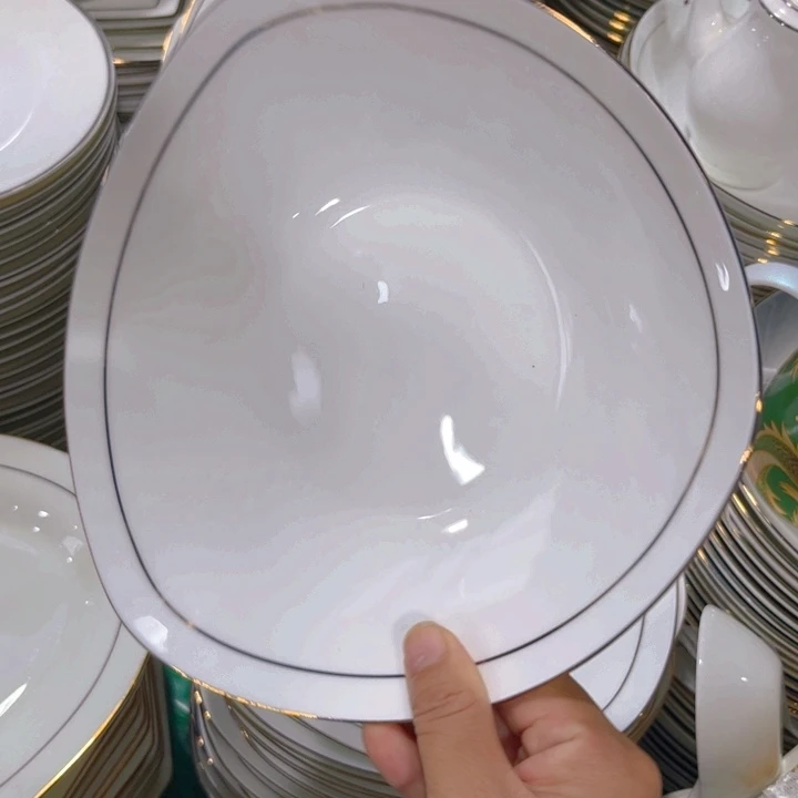 瓷片金镶玉三角深盘两个微瑕