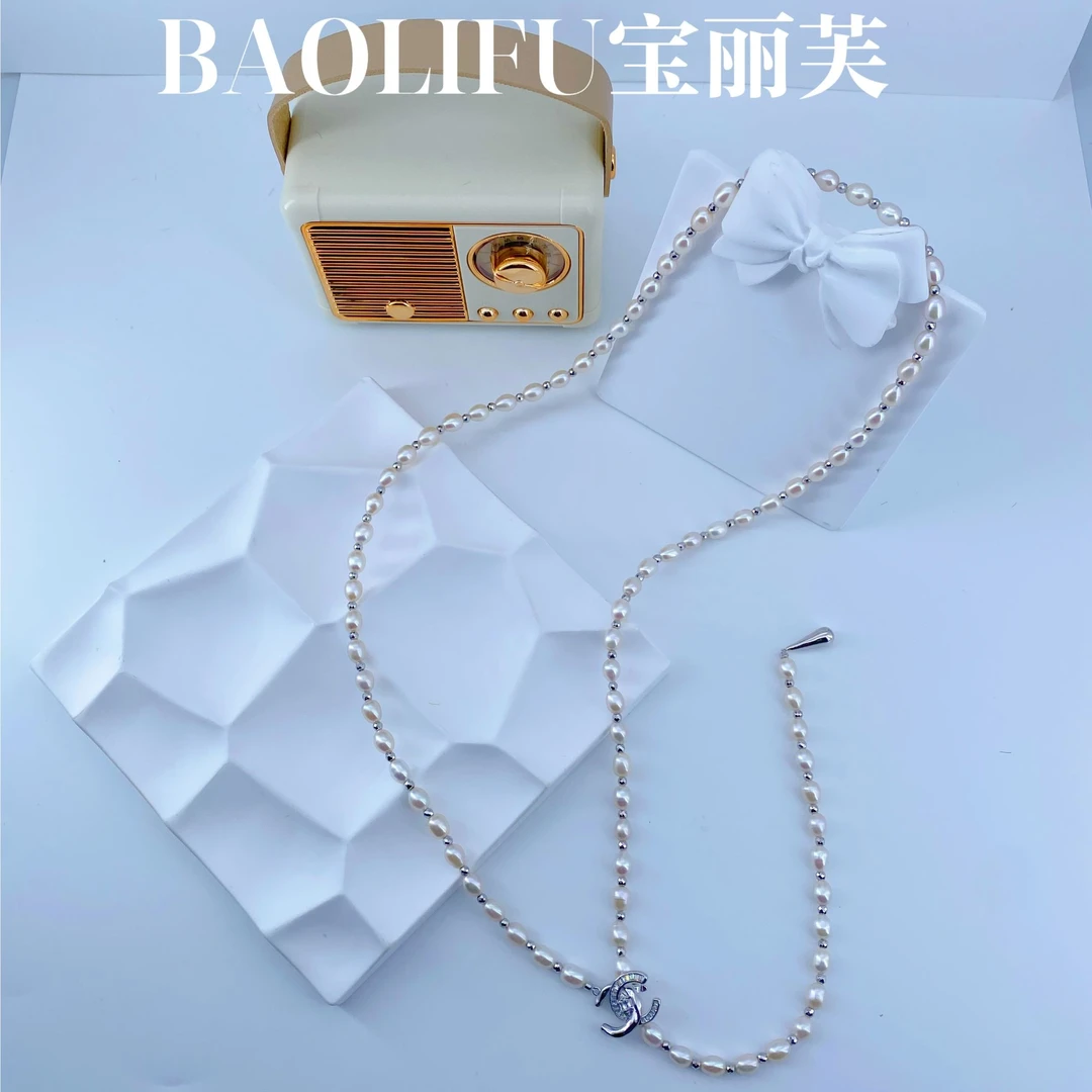 宝丽芙时尚繁星珍珠毛衣链