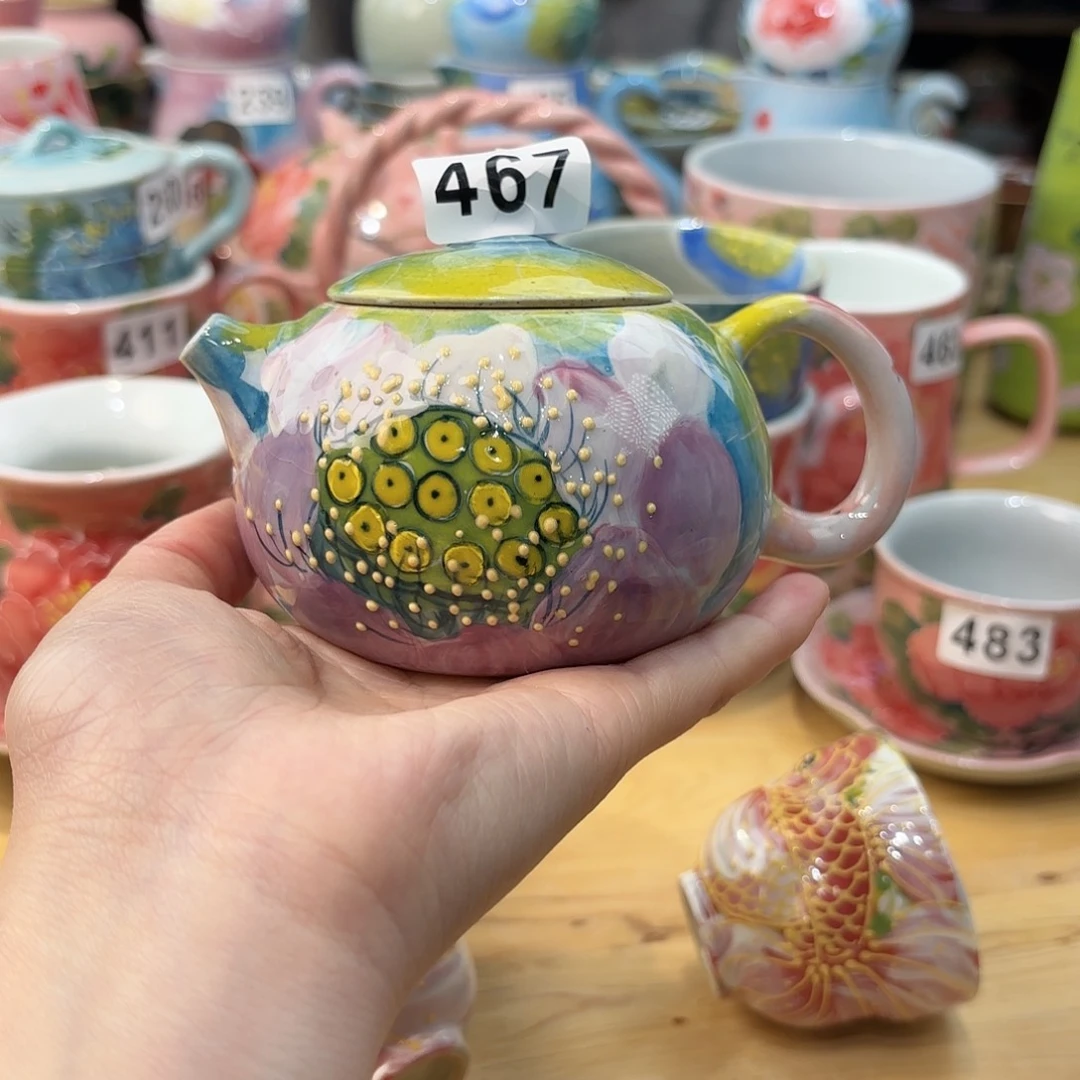 瓷片兔兔盖茨。兔兔好