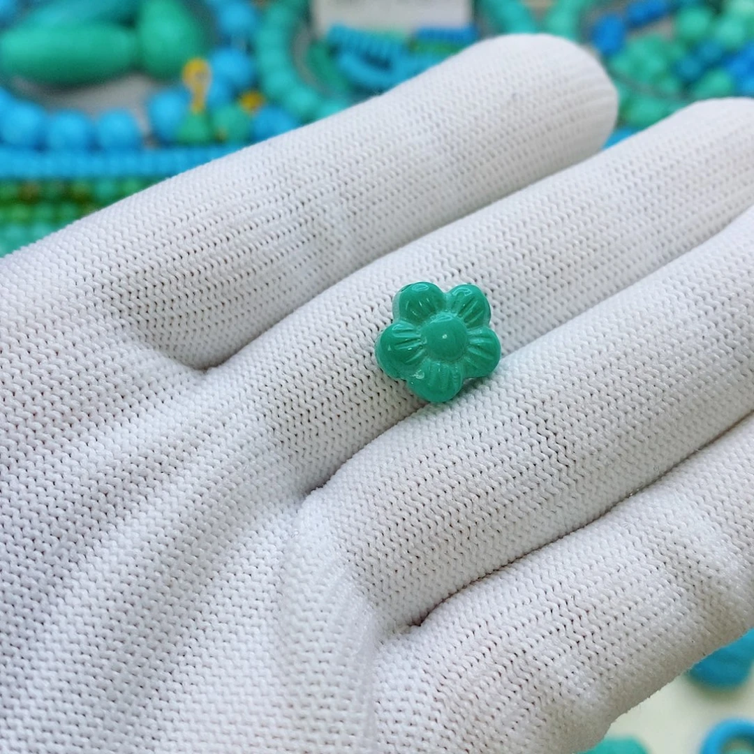卡11.5mm花朵浅绿色雕刻