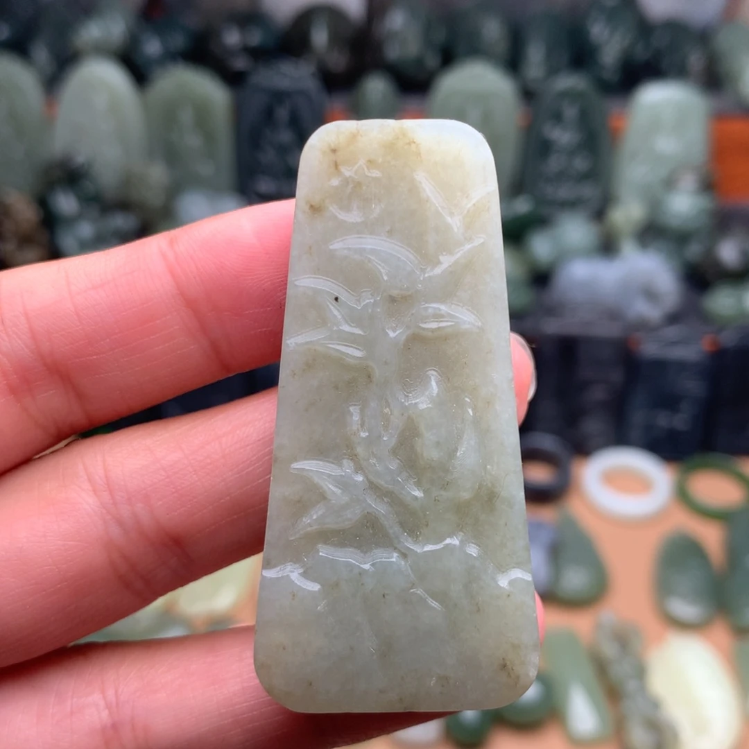 和田玉未镶嵌颈饰挂件21