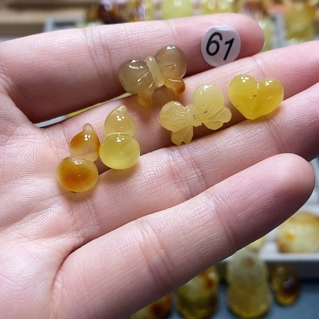 玲***当琥珀未镶嵌裸石天然琥珀蜜蜡吊坠