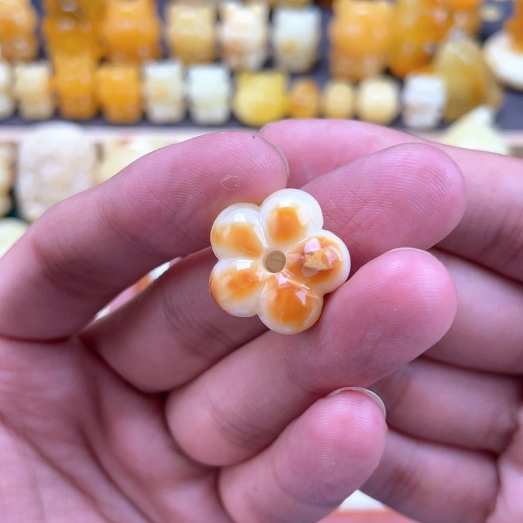 琥珀未镶嵌裸石蜜蜡