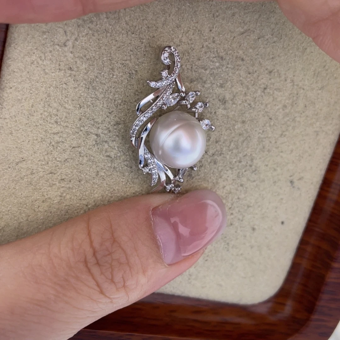 银S925镶嵌海水珍珠颈饰