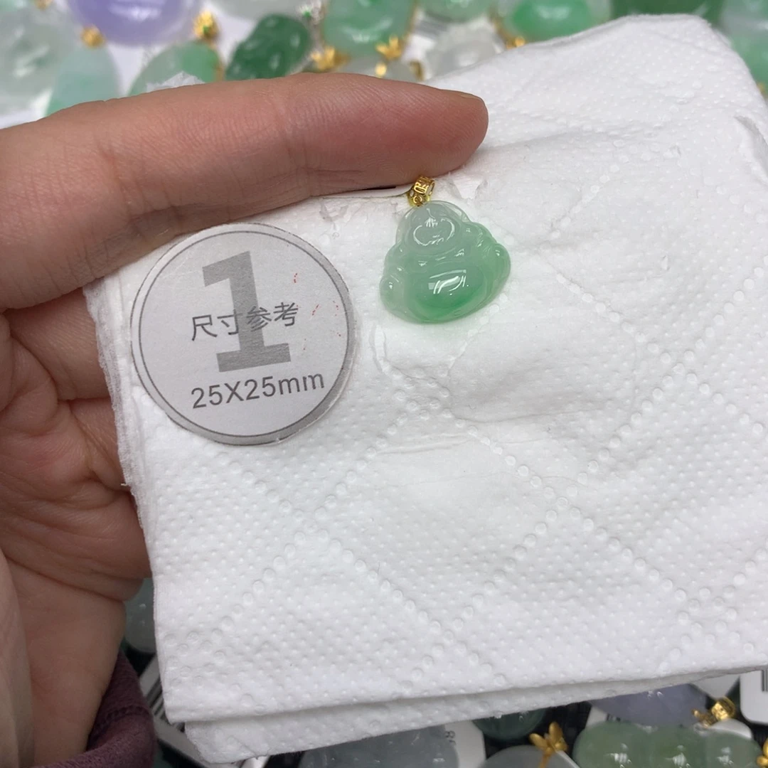 翡翠18K金镶嵌颈饰123567889888