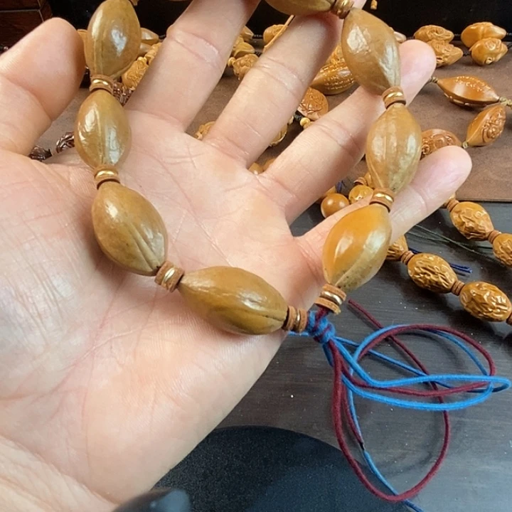 手串/手链橄榄核三花鲨鱼呗