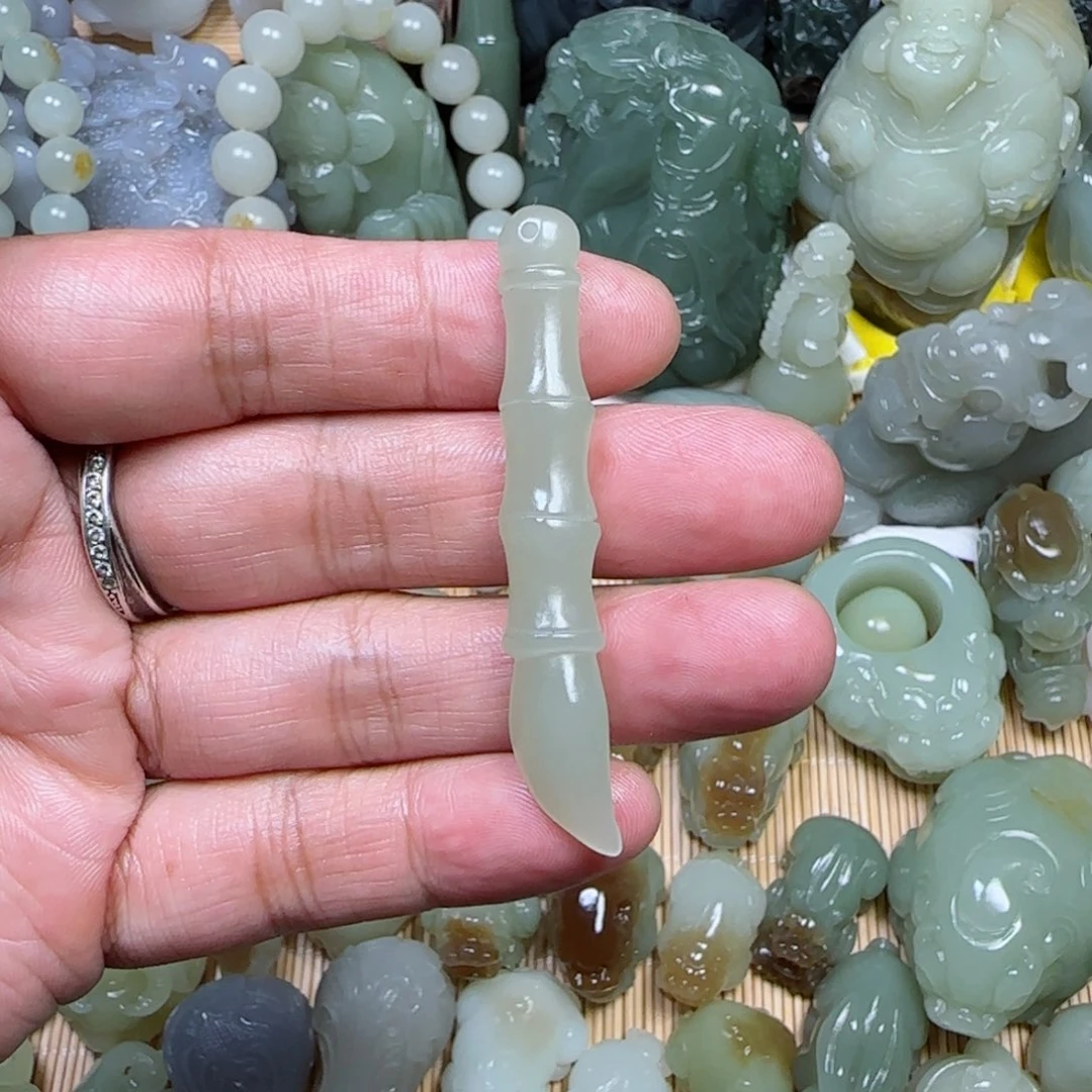 未镶嵌和田玉挂件
