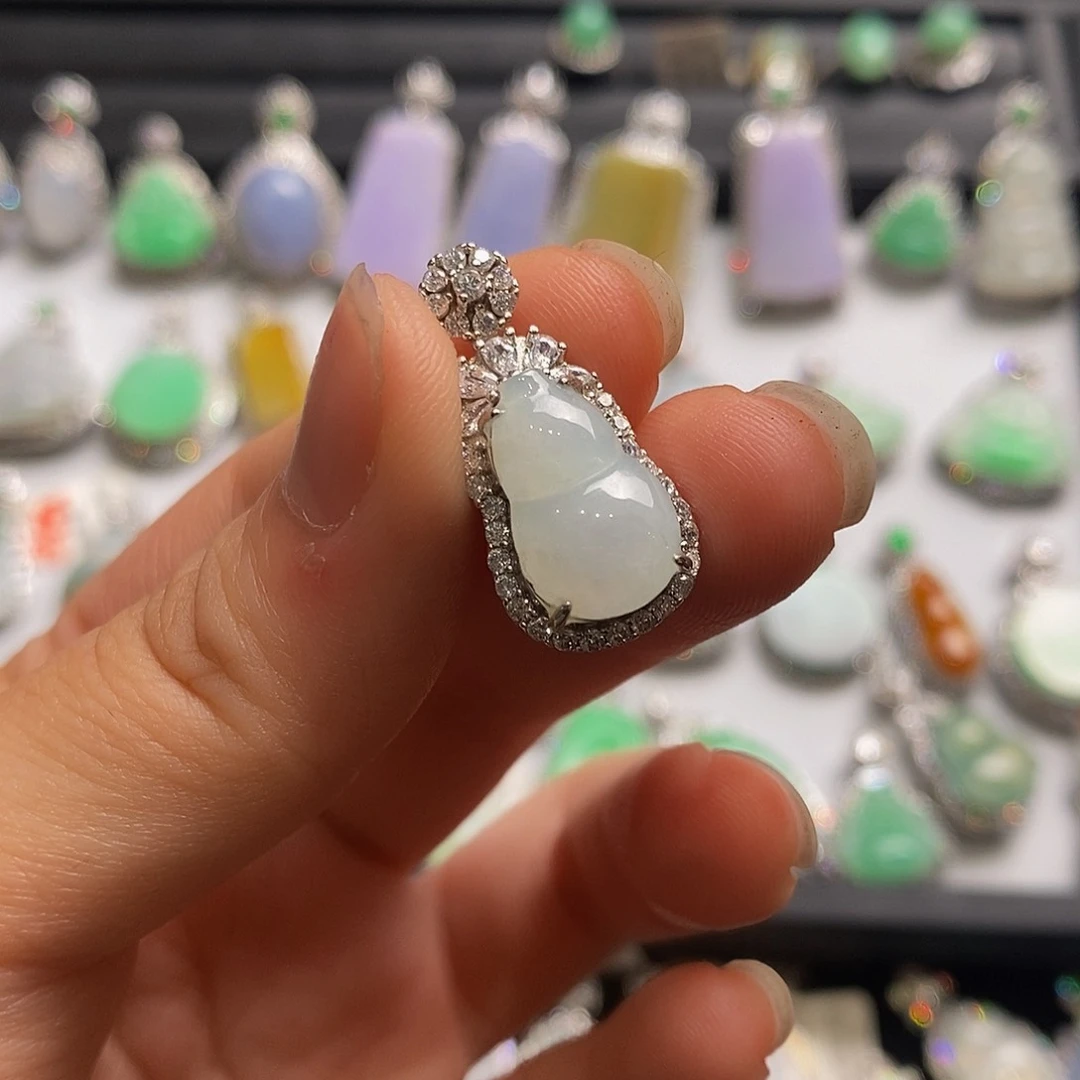 翡翠银S925镶嵌颈饰天然