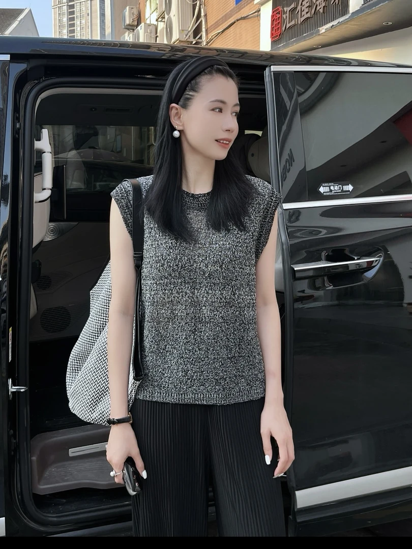 【Si&华严选】舒适清凉感亚麻圆领背心宽松慵懒无袖针织上衣QL265