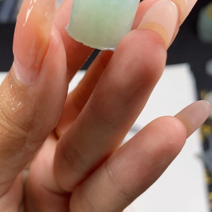 翡翠未镶嵌戒指03