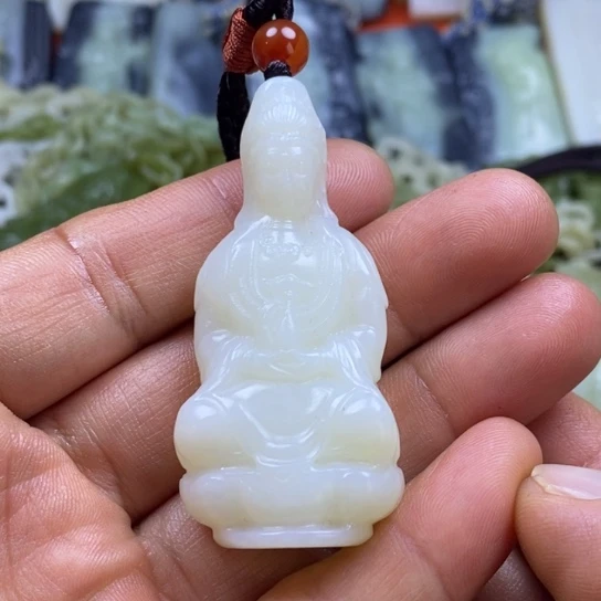 颈饰未镶嵌和田玉