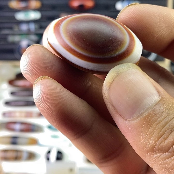 未镶嵌颈饰玛瑙/玉髓