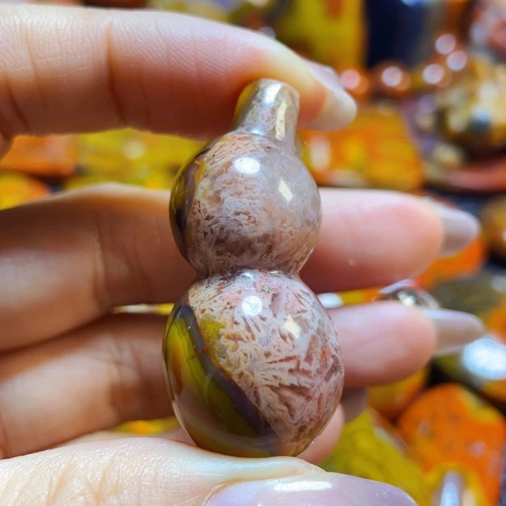 未镶嵌战国红吊坠玛瑙/玉髓