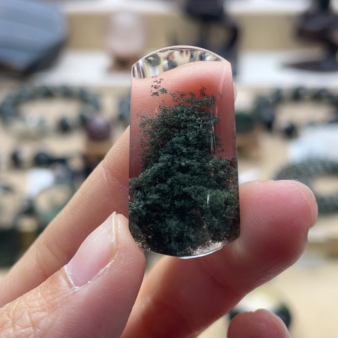 颈饰水晶未镶嵌绿幽灵吊坠