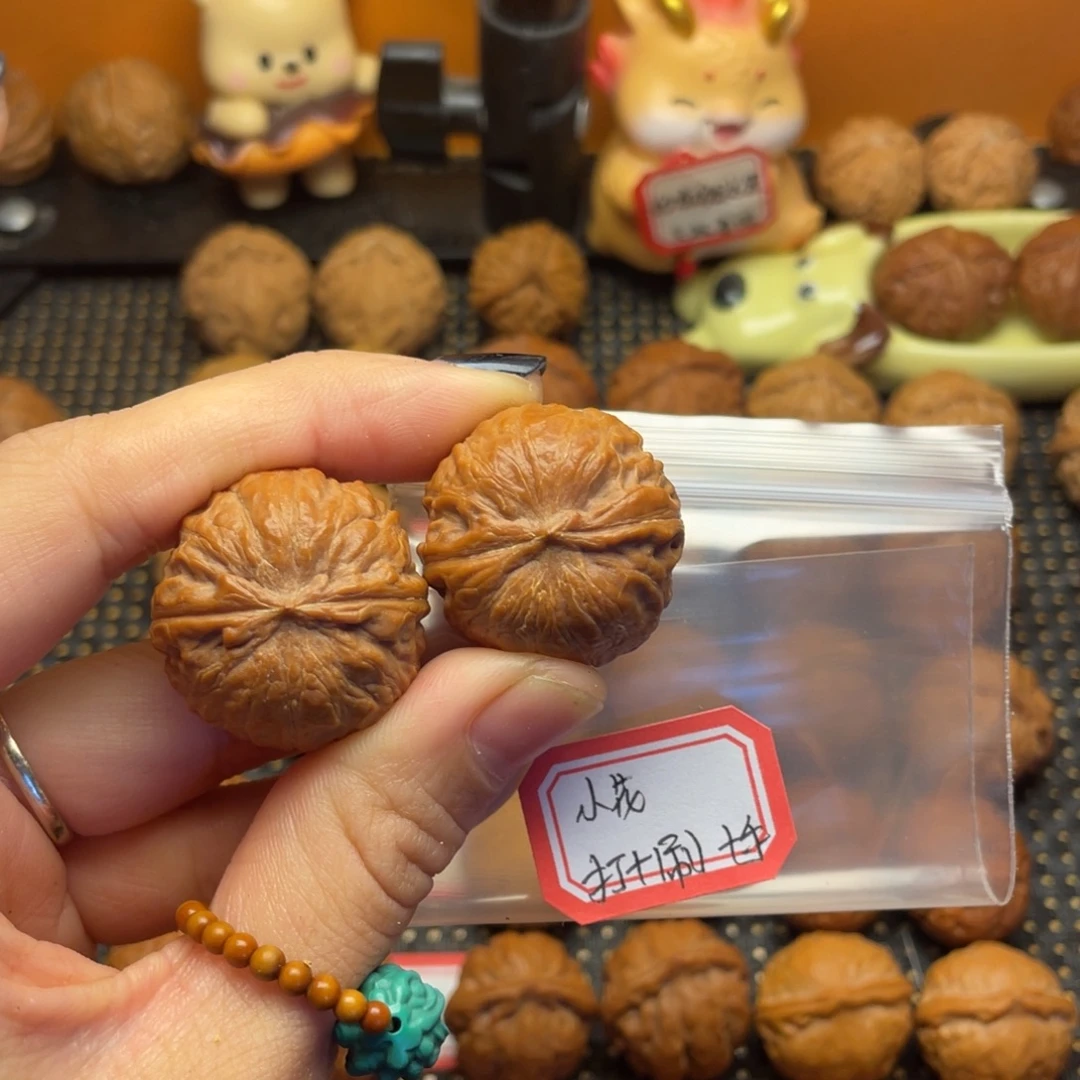 小***a文玩核桃吊坠28尺全品闷尖小磨盘