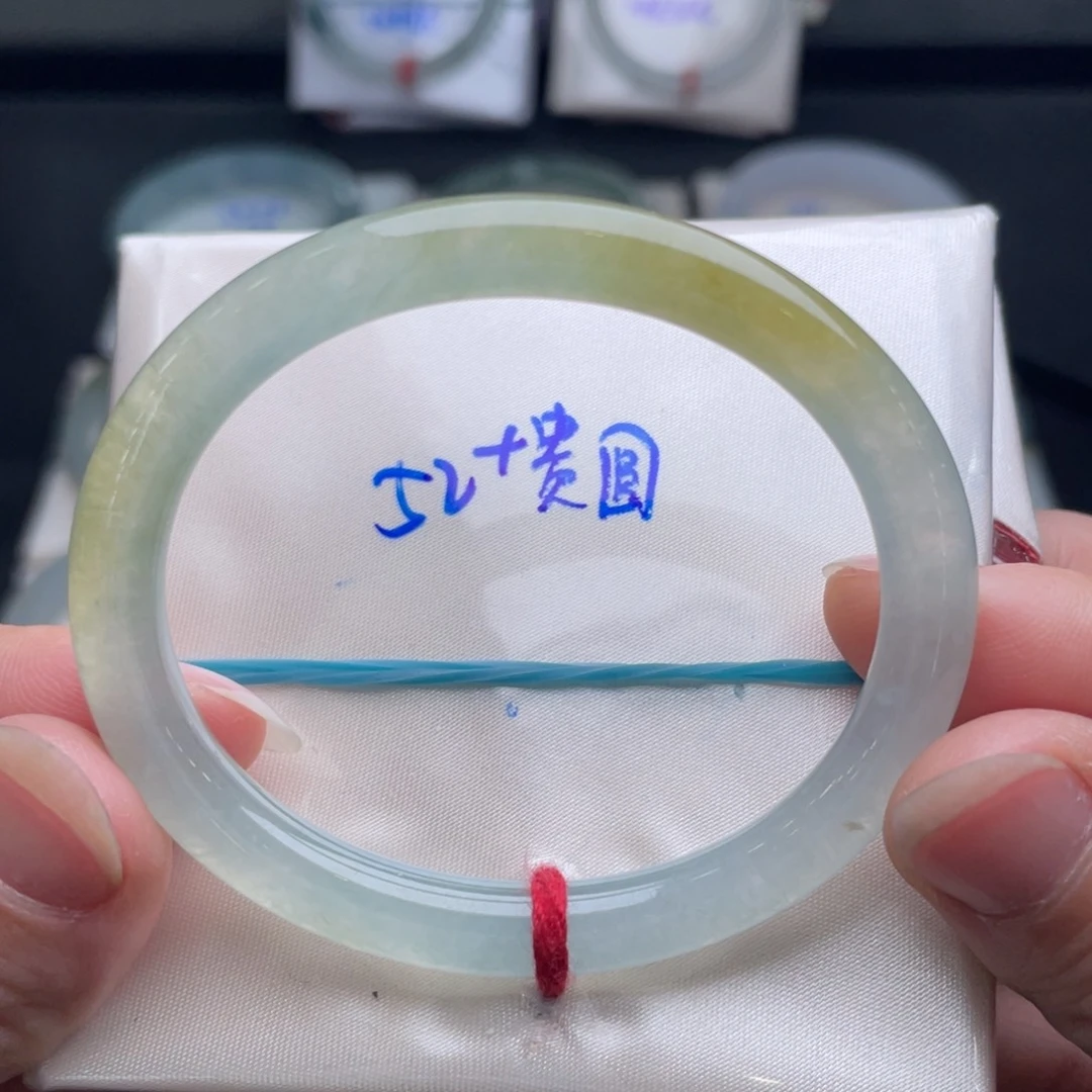 翡翠未镶嵌手镯翡翠手镯23