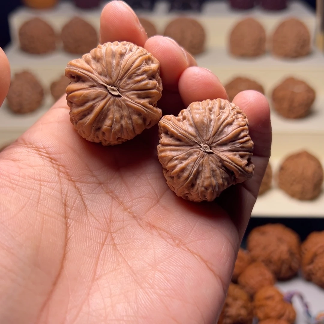 文玩核桃把件35平底锅（修尖）