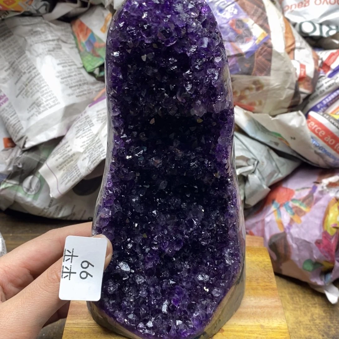 紫晶乌拉圭未镶嵌