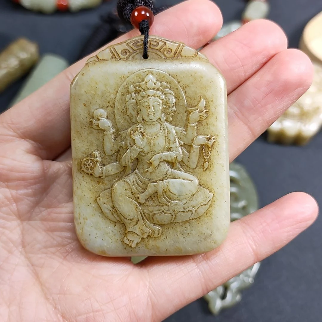 和田玉颈饰未镶嵌