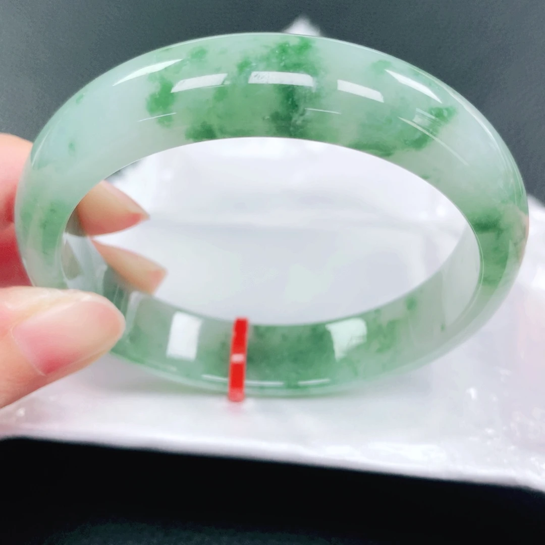 未镶嵌手镯翡翠58圈