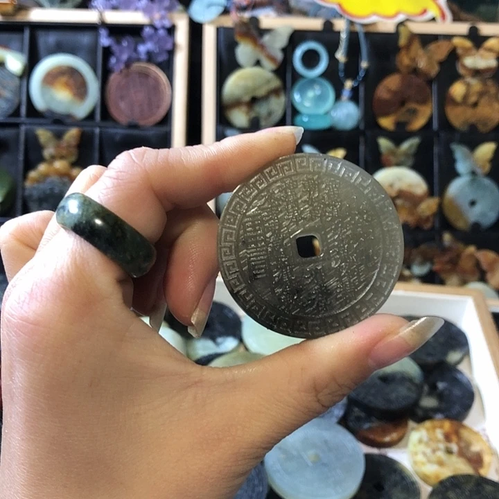 岫玉未镶嵌岫玉挂件